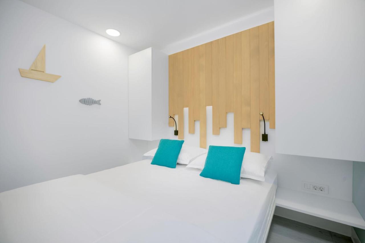 Kamp Vira Mobile Homes Хвар Екстериор снимка