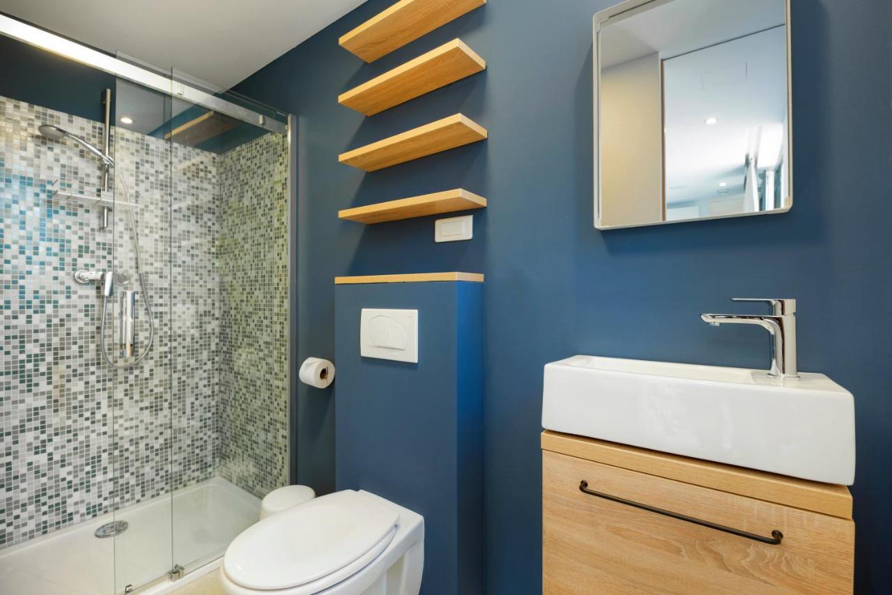Kamp Vira Mobile Homes Хвар Екстериор снимка
