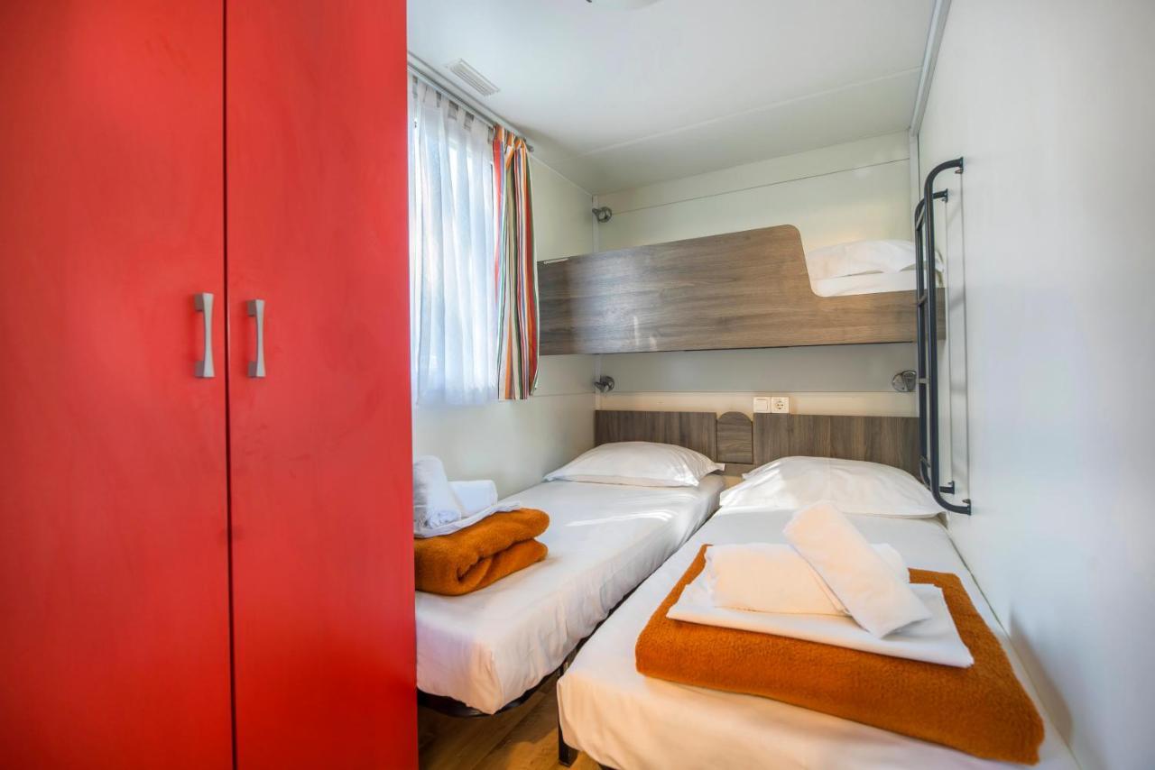 Kamp Vira Mobile Homes Хвар Екстериор снимка